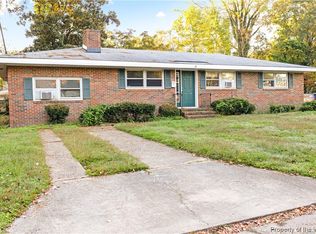 12 Nutmeg Quarter Pl, Newport News, VA 23606