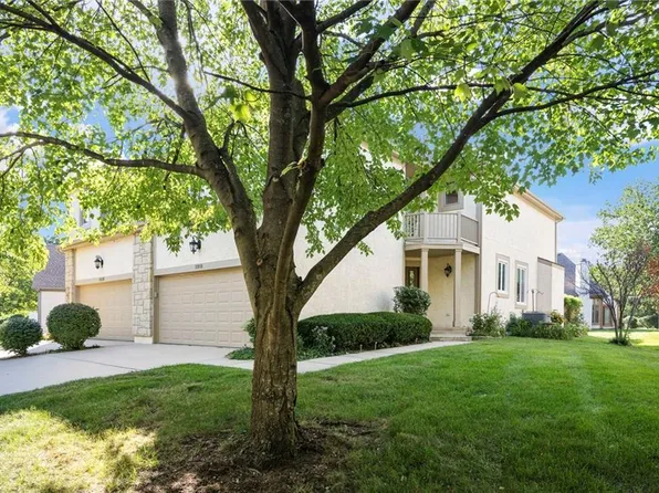 11918 Westgate St, Overland Park, KS 66213