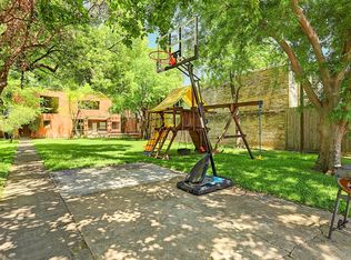 221 Emerson St, Houston, TX 77006