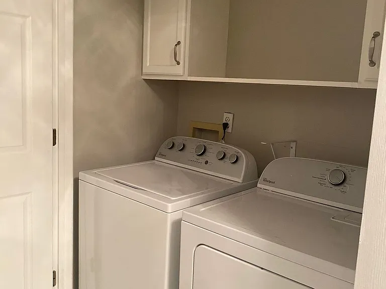 3911 Landover Dr — Photo 11