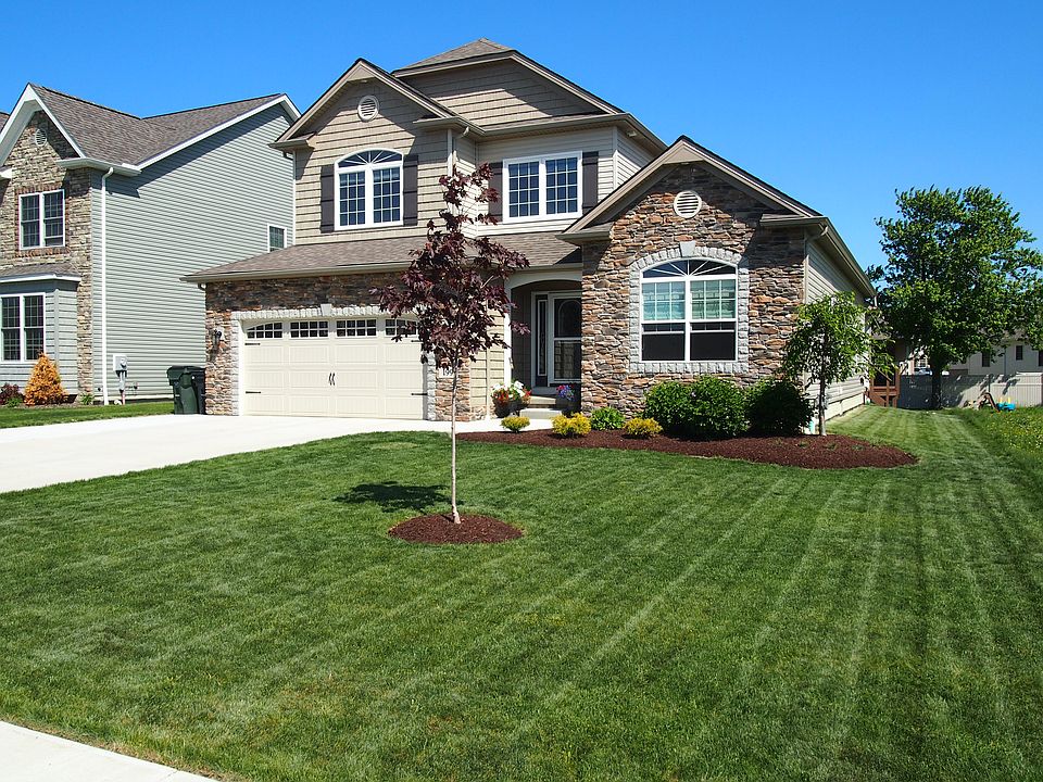 1st image of 199 Shoreland Cir