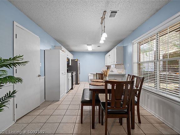 4th image of 2409 Amy St