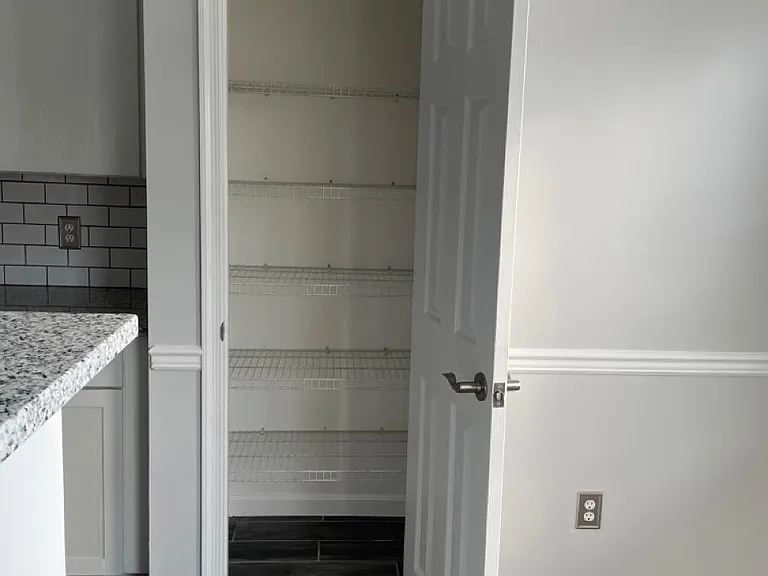 11010 Koman Cir #198-202 — Photo 12
