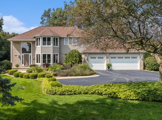 4977 Hidden Brook Ct, Ann Arbor, MI 48105