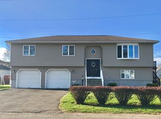76 Pine St, Ludlow, MA 01056