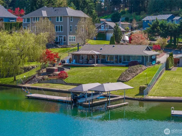 17219 33rd Street Ct E, Lake Tapps, WA 98391