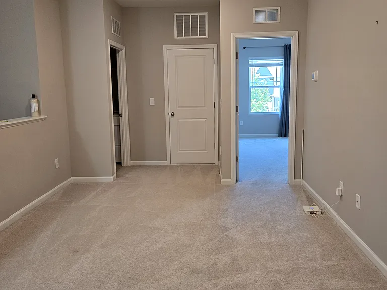 576 Historic Dr — Photo 11