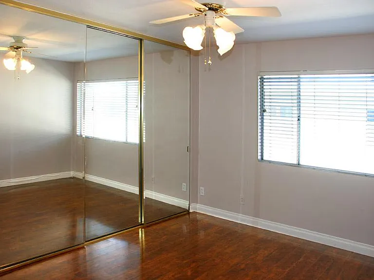 5266 Lindley Ave — Photo 19