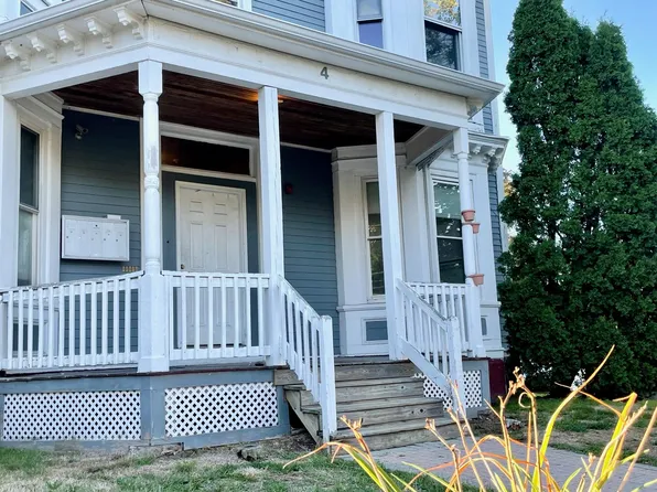 4 Loring Ave APT 1, Salem, MA 01970