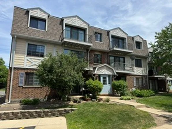 3250 Sanders Rd APT 10C, Northbrook, IL 60062