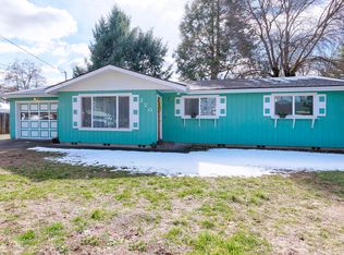 320 Ortega St, Eagle Point, OR 97524