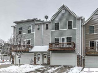 18207 Hayes Plz, Omaha, NE 68135