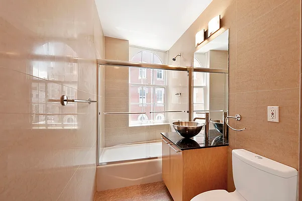 Rented by Nest Seekers International | media 7