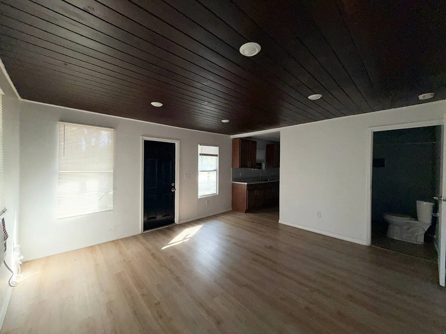 101 West 21st Street - 2 — Photo 3