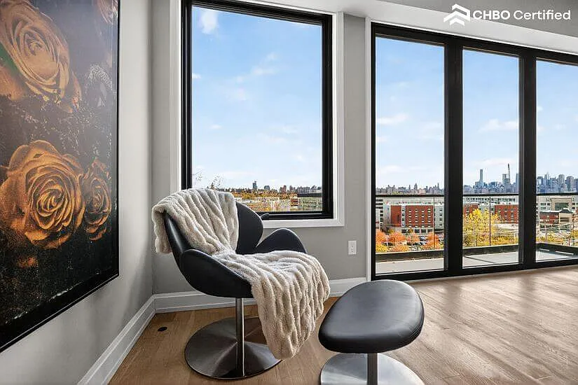 Ultra Luxury Townhouse Manhattan Views — Photo 2