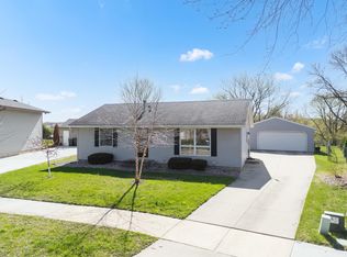 976 22nd St SE, Rochester, MN 55904