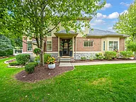 53183 Celtic Dr, Shelby Township, MI 48315 — photo 2