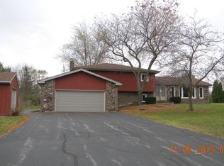 29W425 Morningside Dr, Bartlett, IL 60103