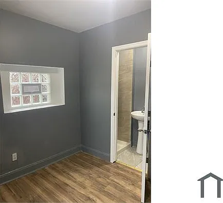 1027 W Ontario St — Photo 12
