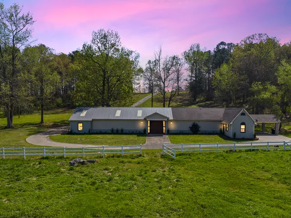 112 Byrd Station Rd SE, Silver Creek, GA 30173