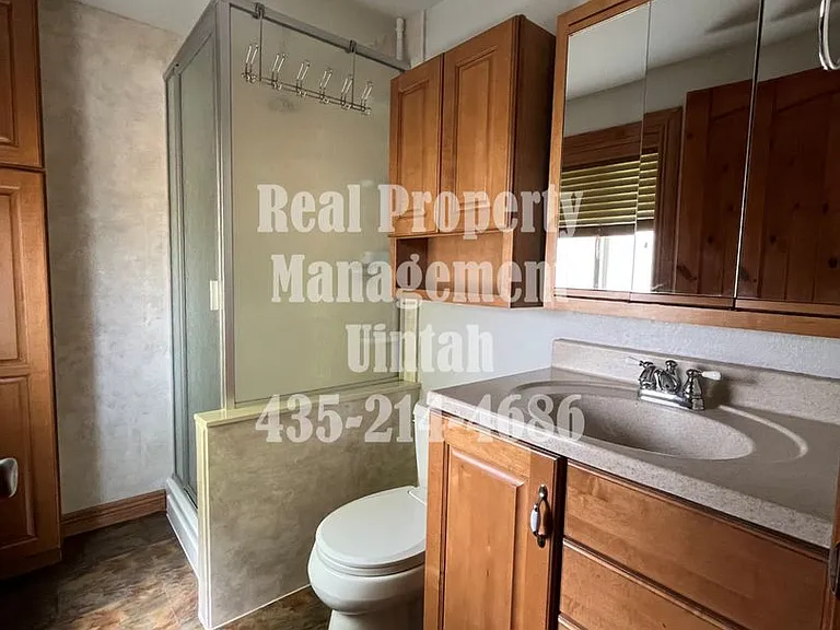 456 S 3130 W — Photo 15