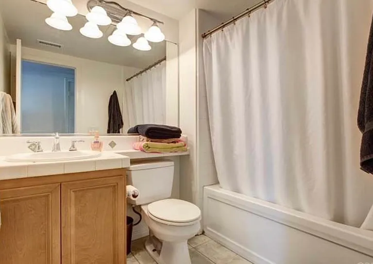 4 Bluefin Ct — Photo 11