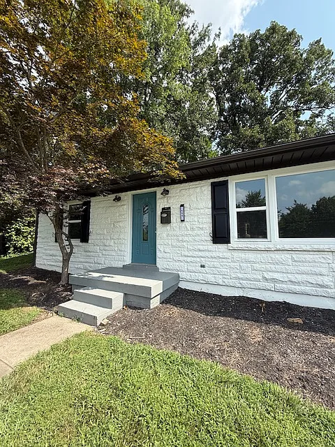 2 bed, 1066 sqft, $1,350 — Photo 1