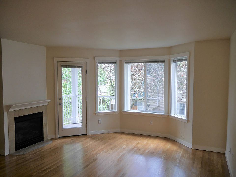 1st image of 12532 26th Ave NE APT B
