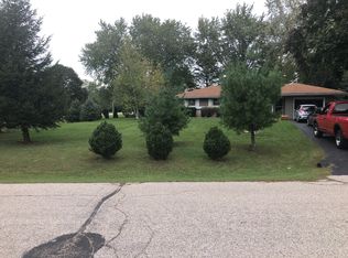 S67W13916 Hardwicke Pl, Muskego, WI 53150