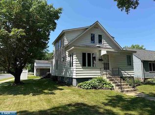 2421 6th Ave E, Hibbing, MN 55746