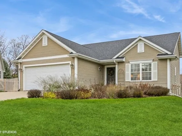 42 Phyllis Pl, Iowa City, IA 52245