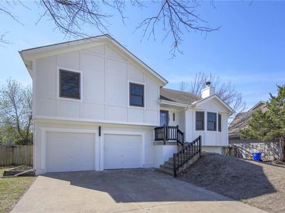 1201 E Butterfield Pl, Olathe, KS, 66062