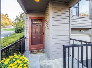 32 Lambert Cmn #32C, Wilton, CT 06897