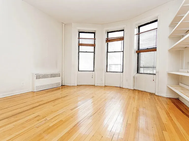 1046 Bergen St #1C — Photo 2