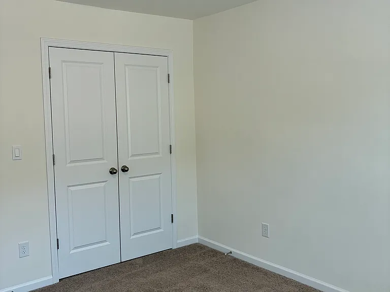 275 Harpers Run Ln — Photo 16