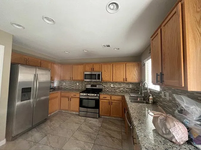 10344 Missouri Meadows St — Photo 33
