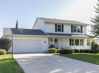 785 Kervin Ct, Robins, IA 52328