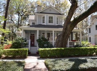 35 Newpoint Rd, Beaufort, SC 29907