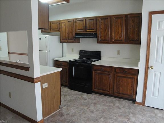5th image of 4214 Minnard Ct
