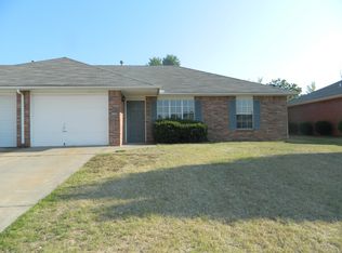 2742 Adrian Ave #B, Springdale, AR 72764