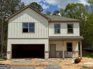 176 Country World Dr, Macon, GA