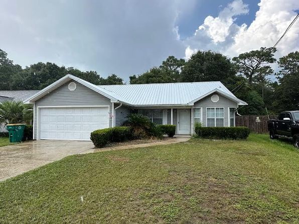 934 Emily Cir