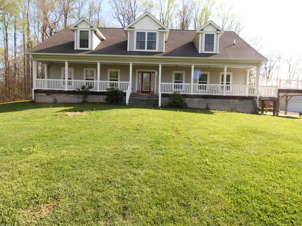 195 Woodland Ln, Fayetteville, WV 25840