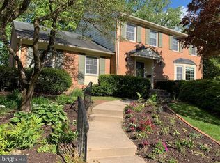 6324 Lenox Rd, Bethesda, MD 20817