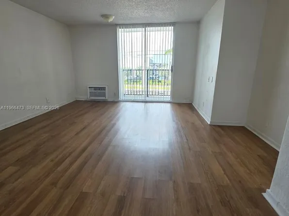 16450 NW 2nd Ave, Miami, FL