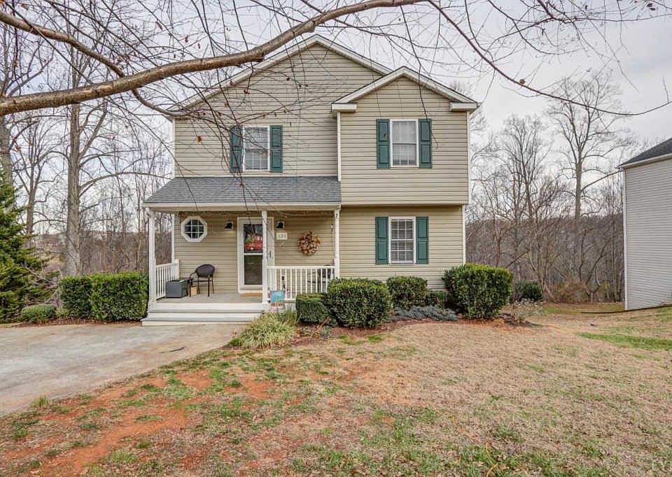 1st image of 131 Willard Way