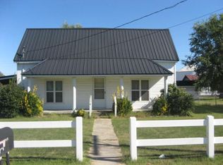 507 Oak St, Bernie, MO 63822