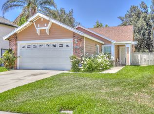 11784 Autumn Pl, Fontana, CA 92337