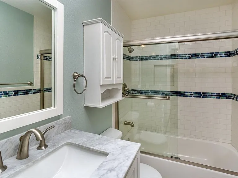120 Holstrom Cir — Photo 14