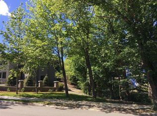 22 Topsail Road, St. John's, NL A1E2A5